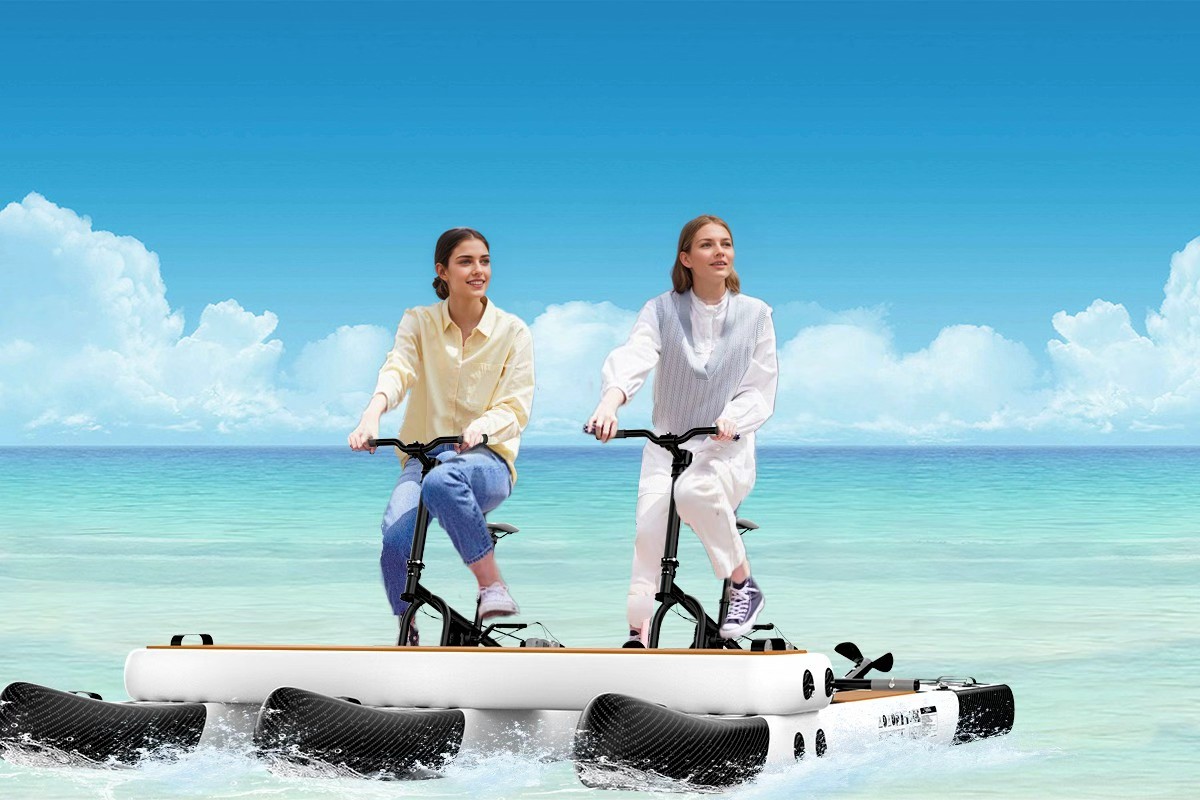 Double inflatable water pedal boat 